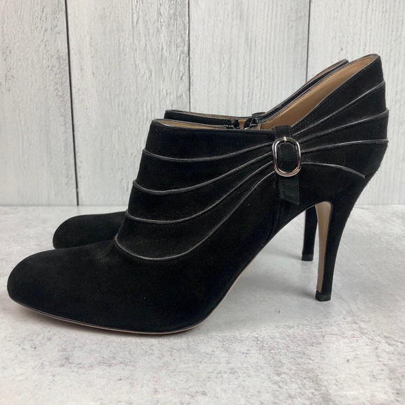 Valentino Garavani Suede Heel Ankle Bootie - Picture 3 of 8